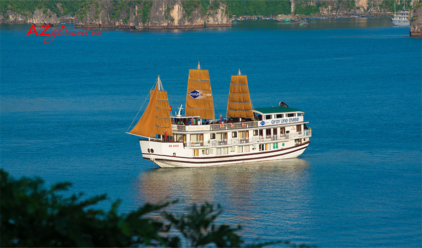 Du thuyền Gray Line 36 khách